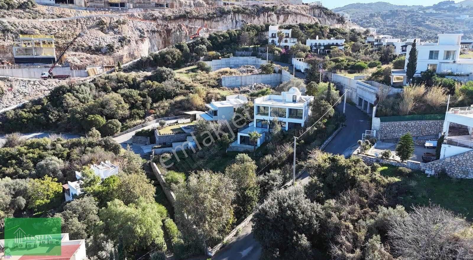 Bodrum Yalıkavakta 1.000 M2 Villa Ve 1.000m2 Arsa Ayrı Tapulu - Görsel 11