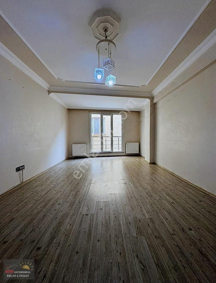 Bağlarçeşme Meydanda Satılık Arakat Daire - Görsel 3