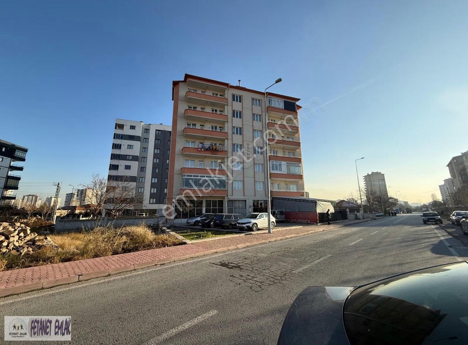 Fetanet Emlaktan Yeşil Mh.de Ara Kat Kombili Masrafsız 3+1 Daire