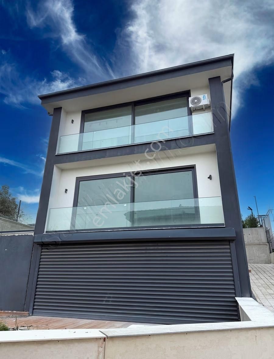 Nilüfer, Gümüştepe, Satılık 4+2 Dubleks Villa