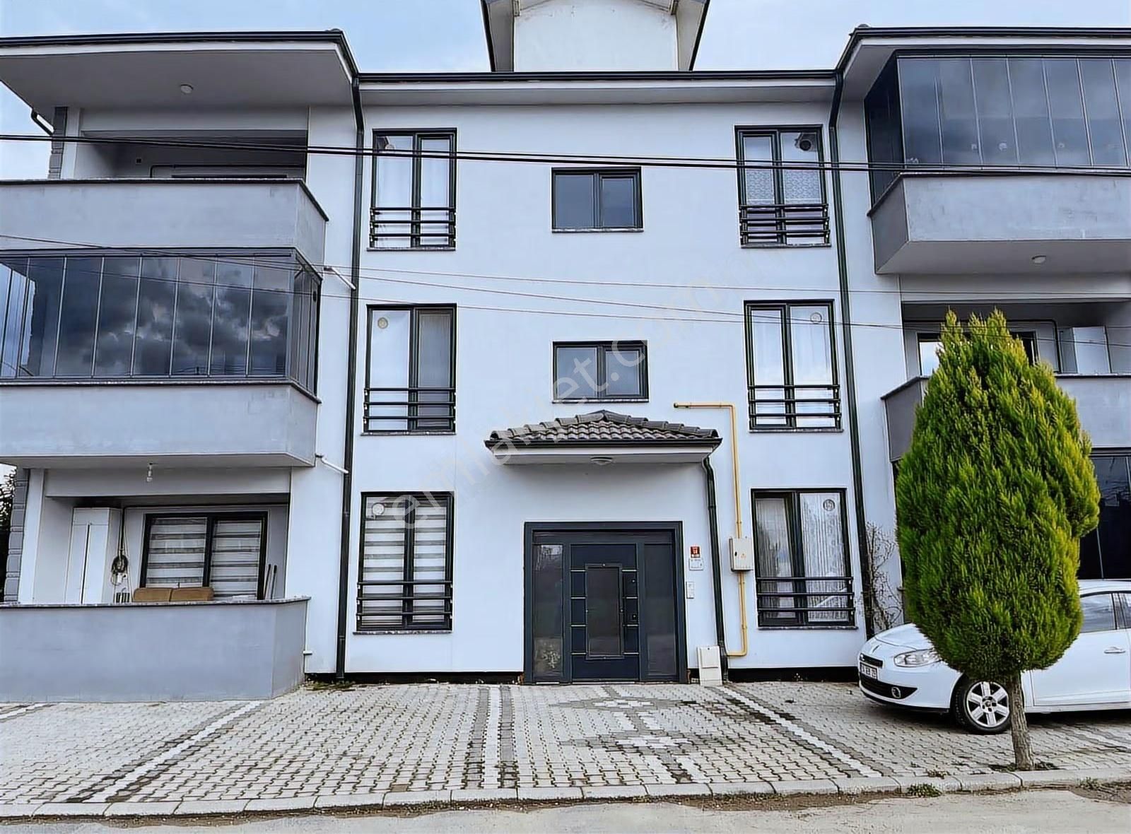 Emlaccar Dan Satılık 3+1