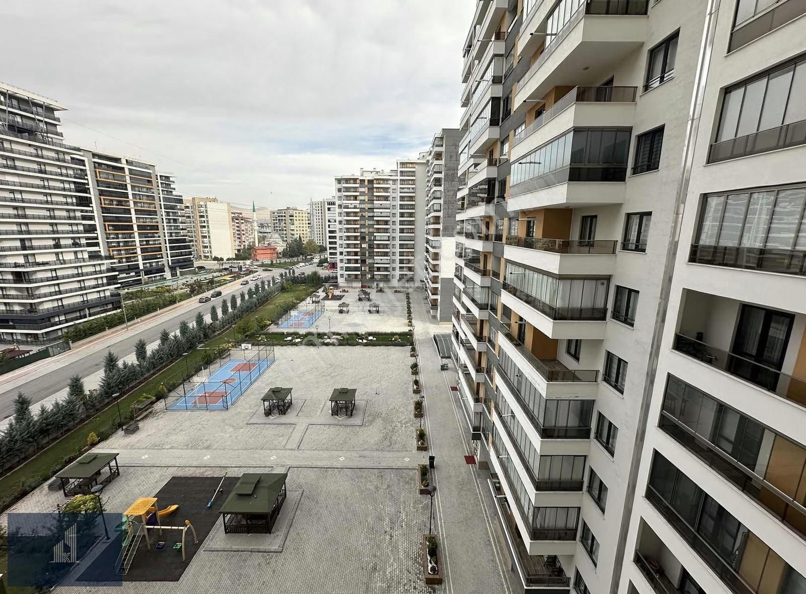 Kadir Dikici'den Güzelkent'te 240m2 Büyük Tip Satılık 4+1 Daire - Görsel 5