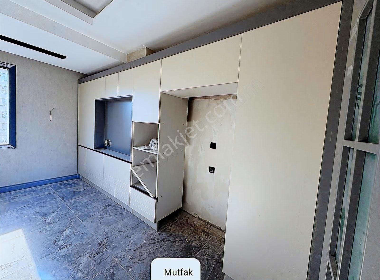 Kültür Emlaktan Diyarbakır Yoluna Sıfır Milas Sitesinde Arakat - Görsel 27