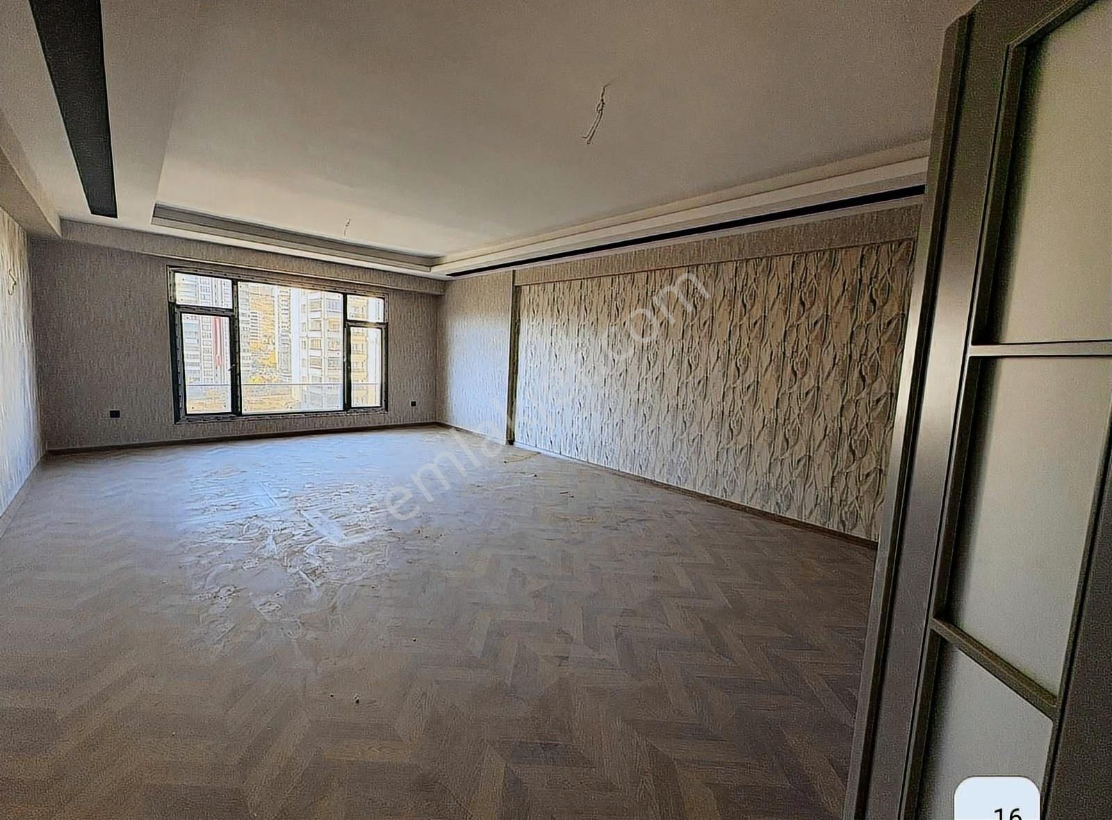 Kültür Emlaktan Diyarbakır Yoluna Sıfır Milas Sitesinde Arakat - Görsel 18