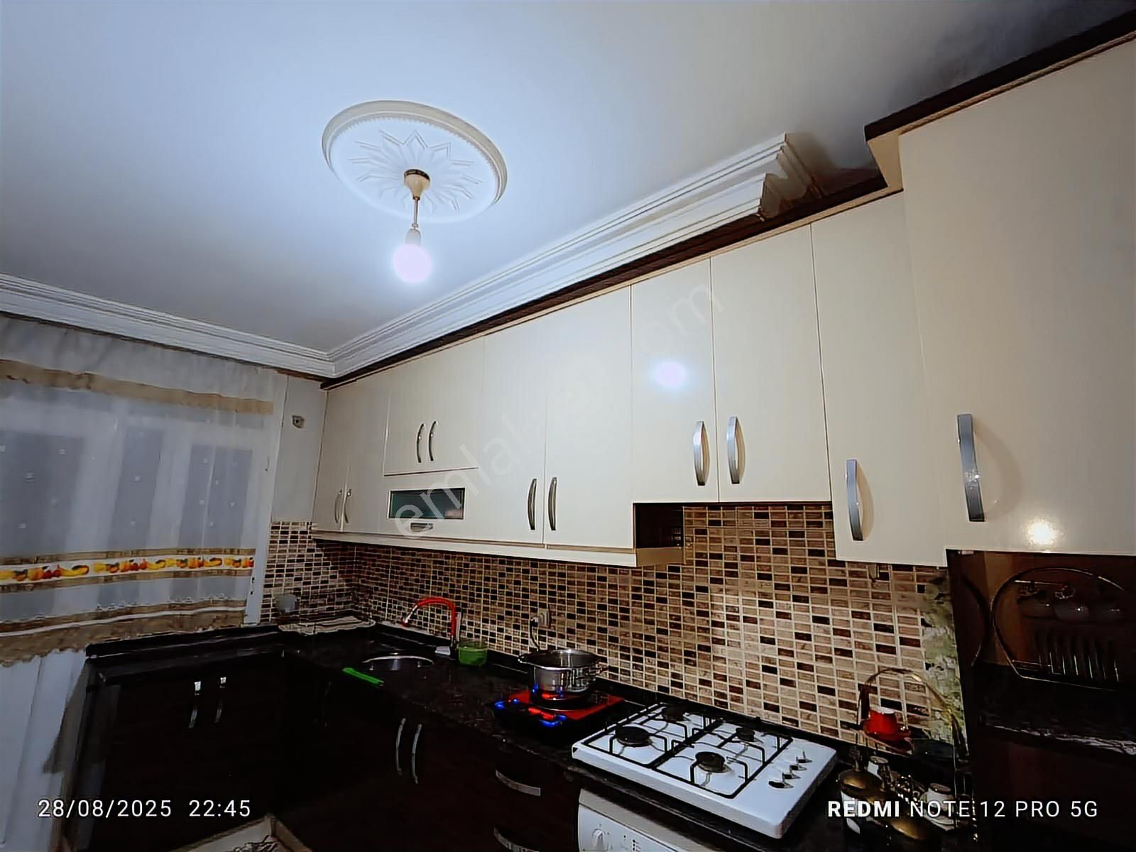 3ev Emlak Mithatpaşa Defne Cad. Üzeri İskanlı 3+1 Satılık Daire - Görsel 12
