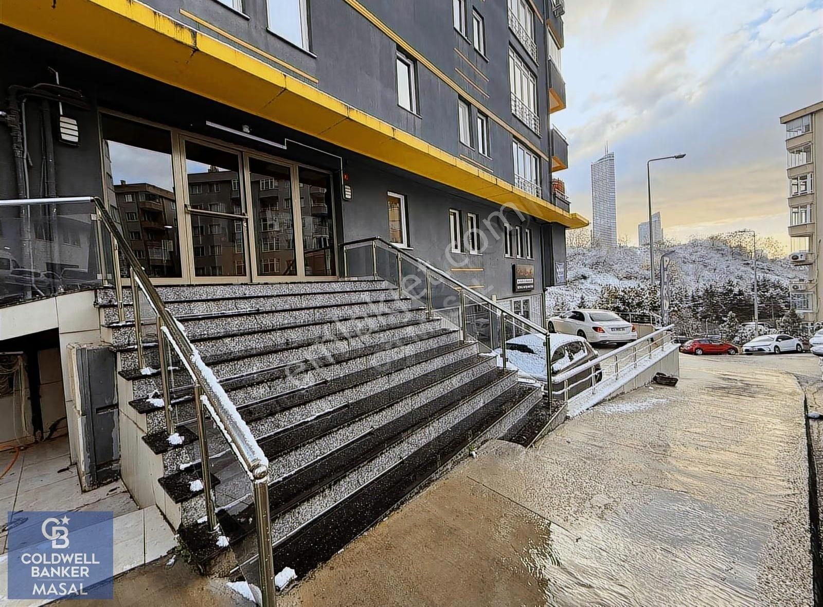 Ümraniye Tatlısu Mah. Alkoç Plaza 5. Kat 140 M2 3+1 Ön Cephe - Görsel 30