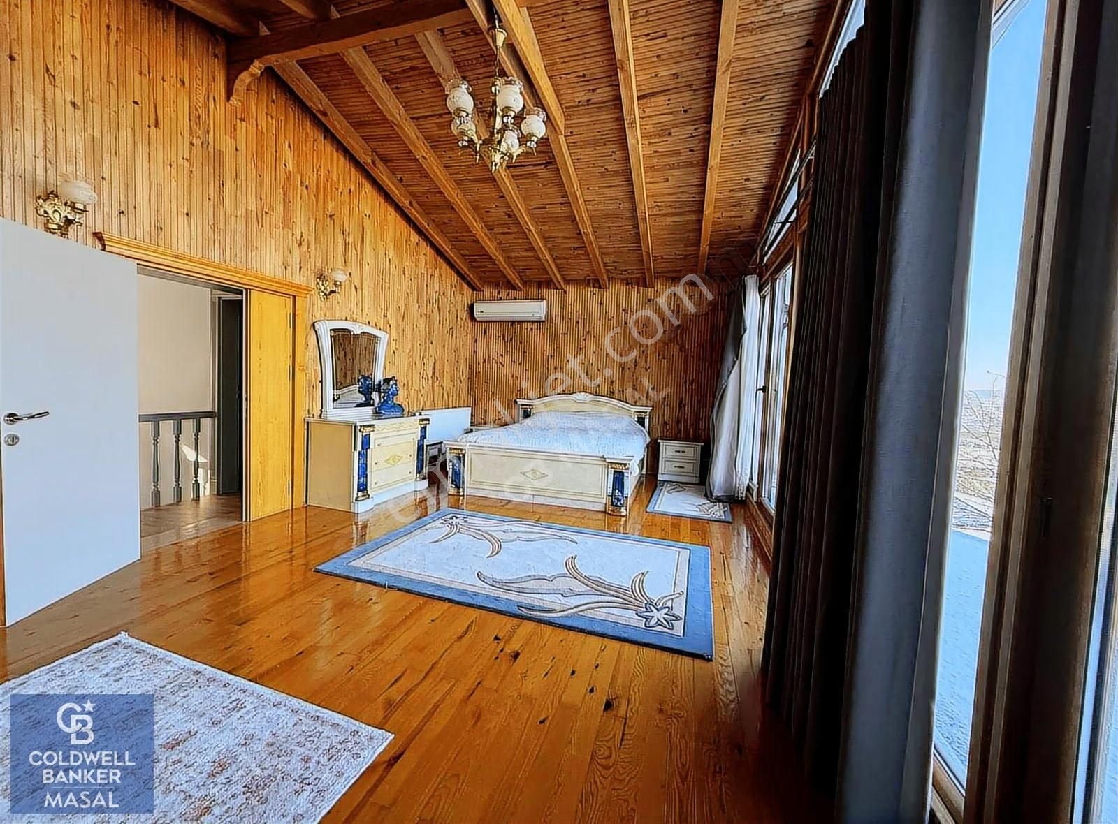 Sancaktepe Paşaköy 5+1 Eşyalı Trıpleks Bahçeli Müstakil Villa - Görsel 13