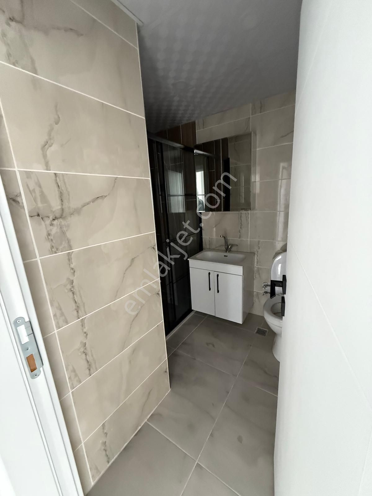 Ergünler İnşaattan Hastane Önü Yerden Isıtmalı 2+1 Kiralık Daire - Görsel 9