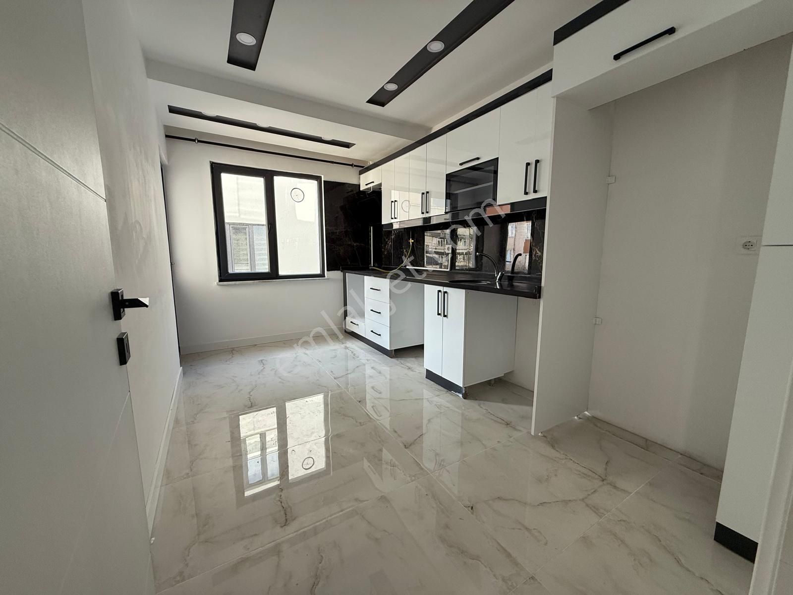 Ergünler İnşaattan Hastane Önü Yerden Isıtmalı 2+1 Kiralık Daire - Görsel 2