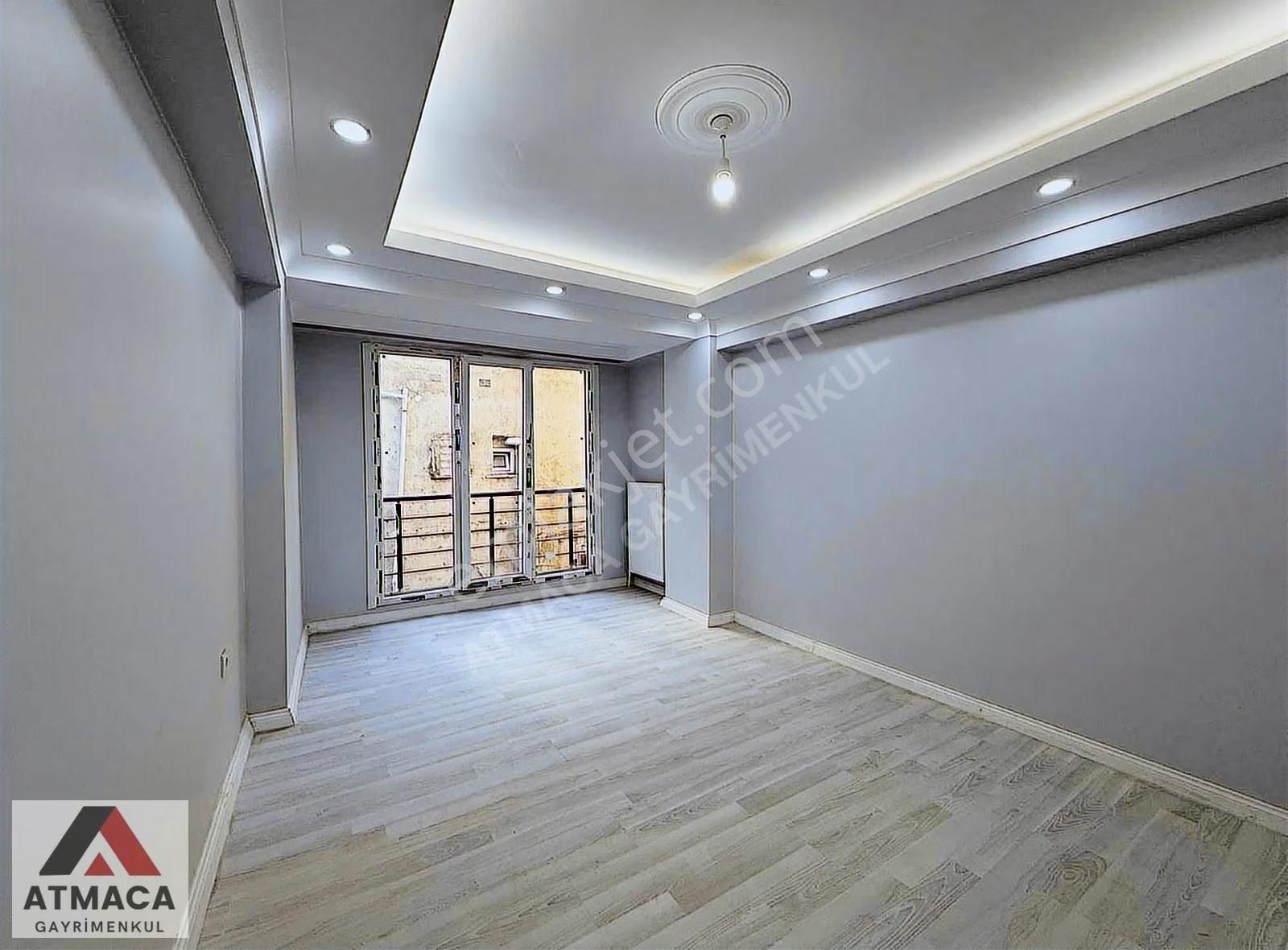 Sefaköy Tevfikbey Mah'de 2+1 Sıfır Arakat Balkonlu Kredili Daire