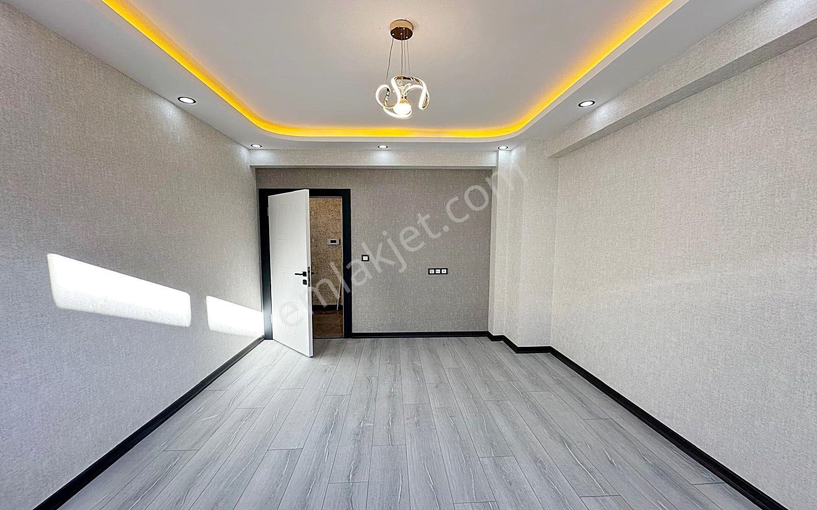 Karakaya'da Modern Tasarım & Ultralüks Donanımlı 3+1 Daire - Görsel 22