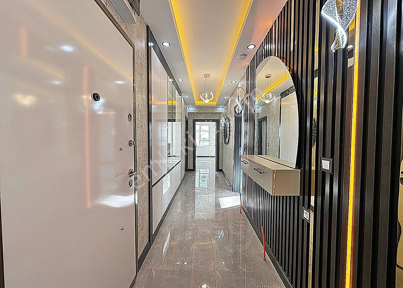 Karakaya'da Modern Tasarım & Ultralüks Donanımlı 3+1 Daire - Görsel 26