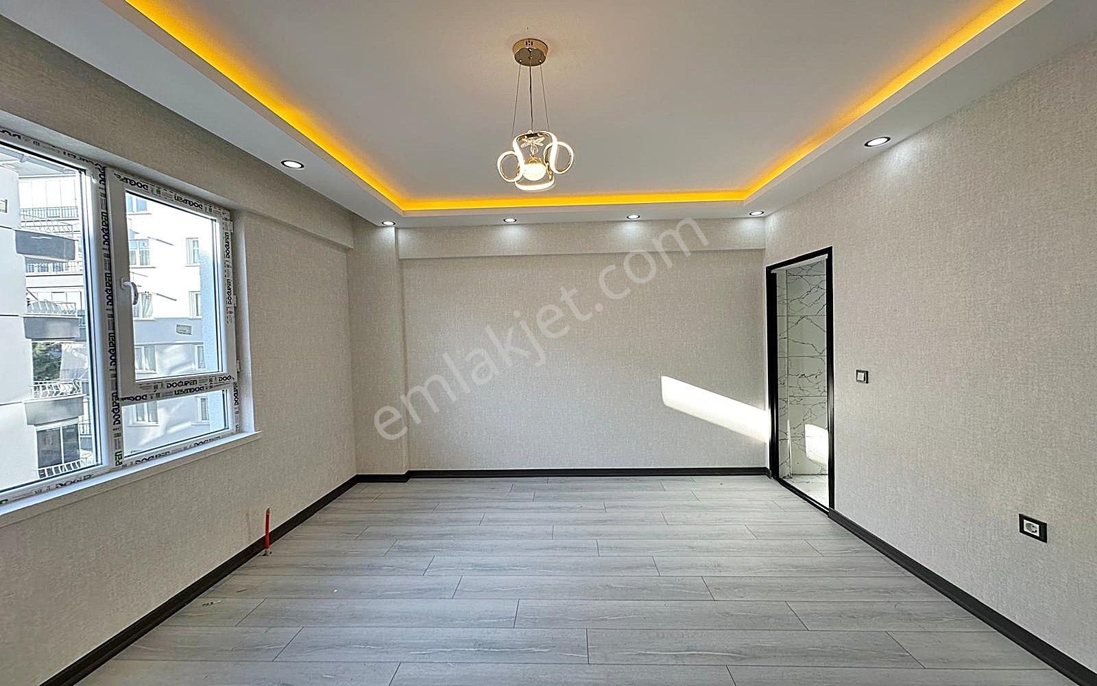 Karakaya'da Modern Tasarım & Ultralüks Donanımlı 3+1 Daire - Görsel 11