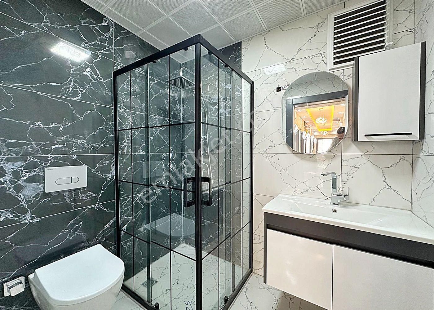 Karakaya'da Modern Tasarım & Ultralüks Donanımlı 3+1 Daire - Görsel 33