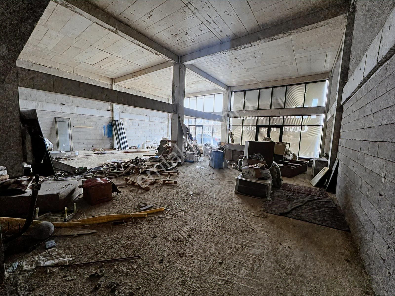 Taşpınarda Cadde Üzeri Banka Market Fırın Mağazaya Uygun Kiralık - Görsel 7