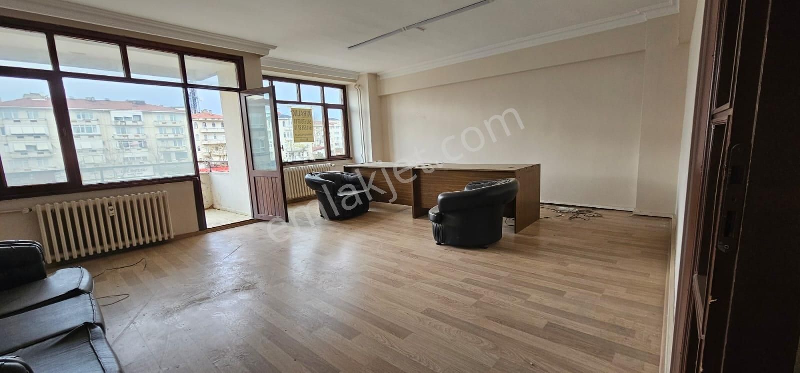 Maltepe Bağdat Caddesi Üzerinde Asansörlü 155 M2 2+1 Merkezi Doğ - Görsel 16