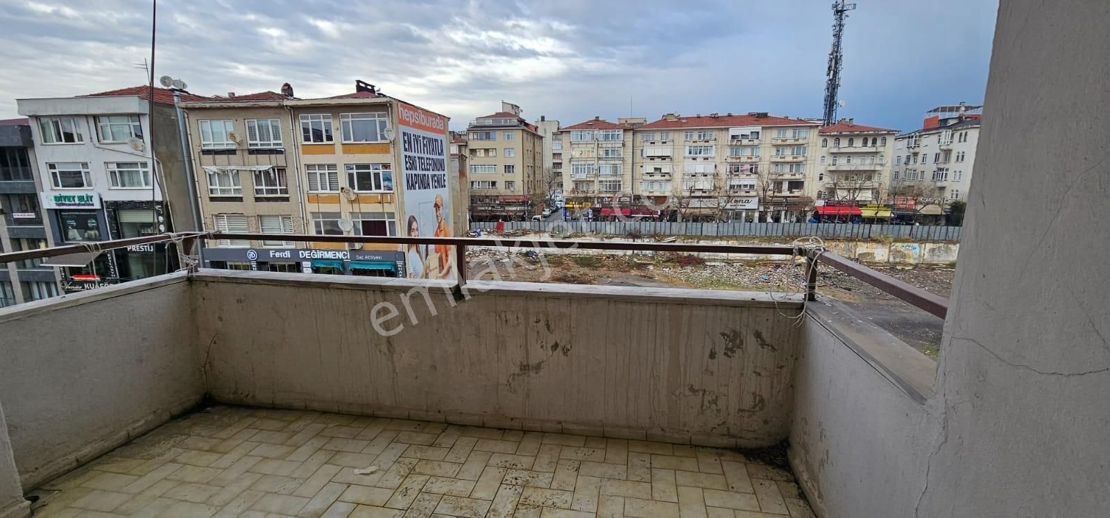 Maltepe Bağdat Caddesi Üzerinde Asansörlü 155 M2 2+1 Merkezi Doğ - Görsel 25