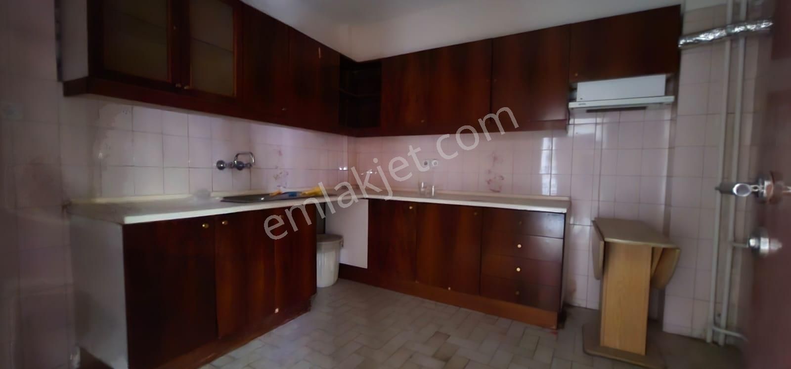 Maltepe Bağdat Caddesi Üzerinde Asansörlü 155 M2 2+1 Merkezi Doğ - Görsel 27