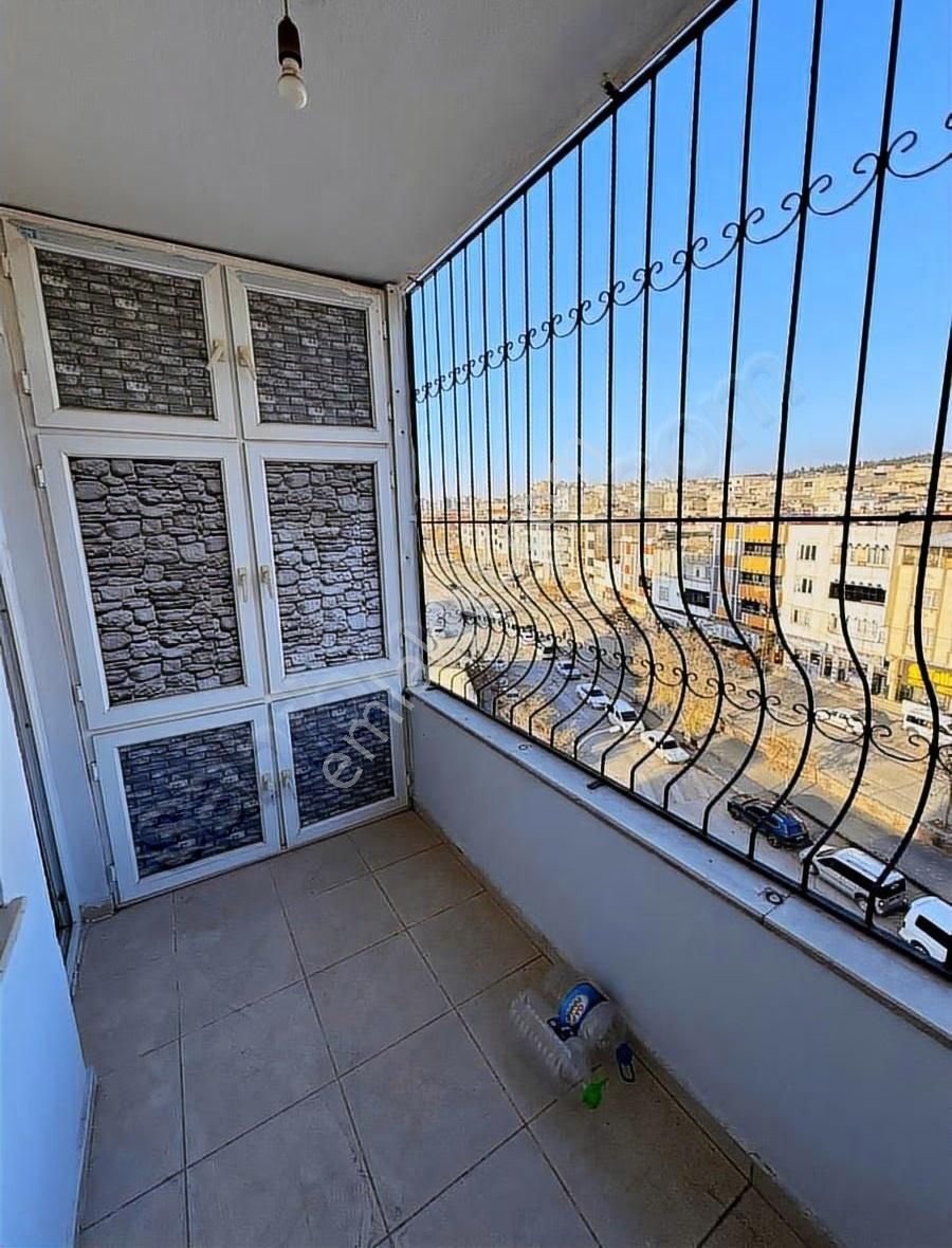 Özel Tasarımlı Masrafsız Satılık 1+1 Daire - Görsel 8