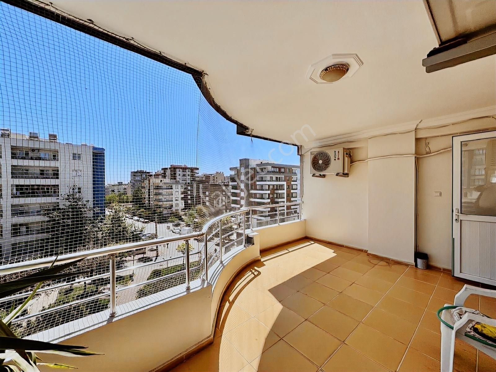 Karaköprü Akbayır'da 35 Metre'de 3+1 Acil Satılık Ara Kat Daire - Görsel 18
