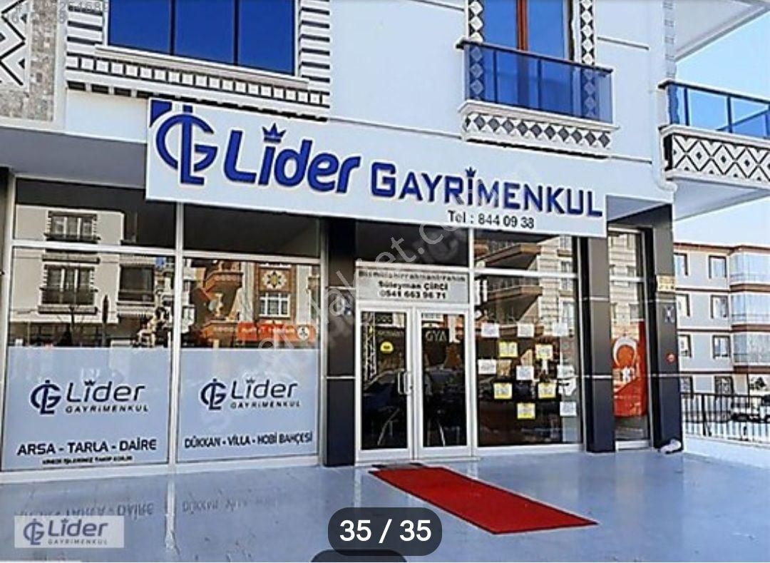 /lider Gayrimenkul'den 9789m2 Tek Tapu Kadastro Yolu Olan Tarla/