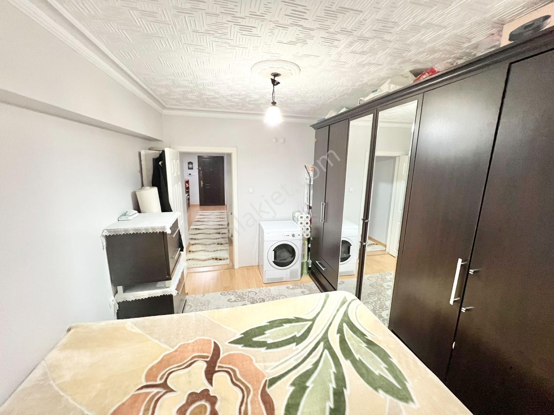 Pursaklar Mehmet Zengin Emlak'tan 2.kat 3+1 Çarşı İçinde Yapılı Masrafsız Daire - Görsel 26