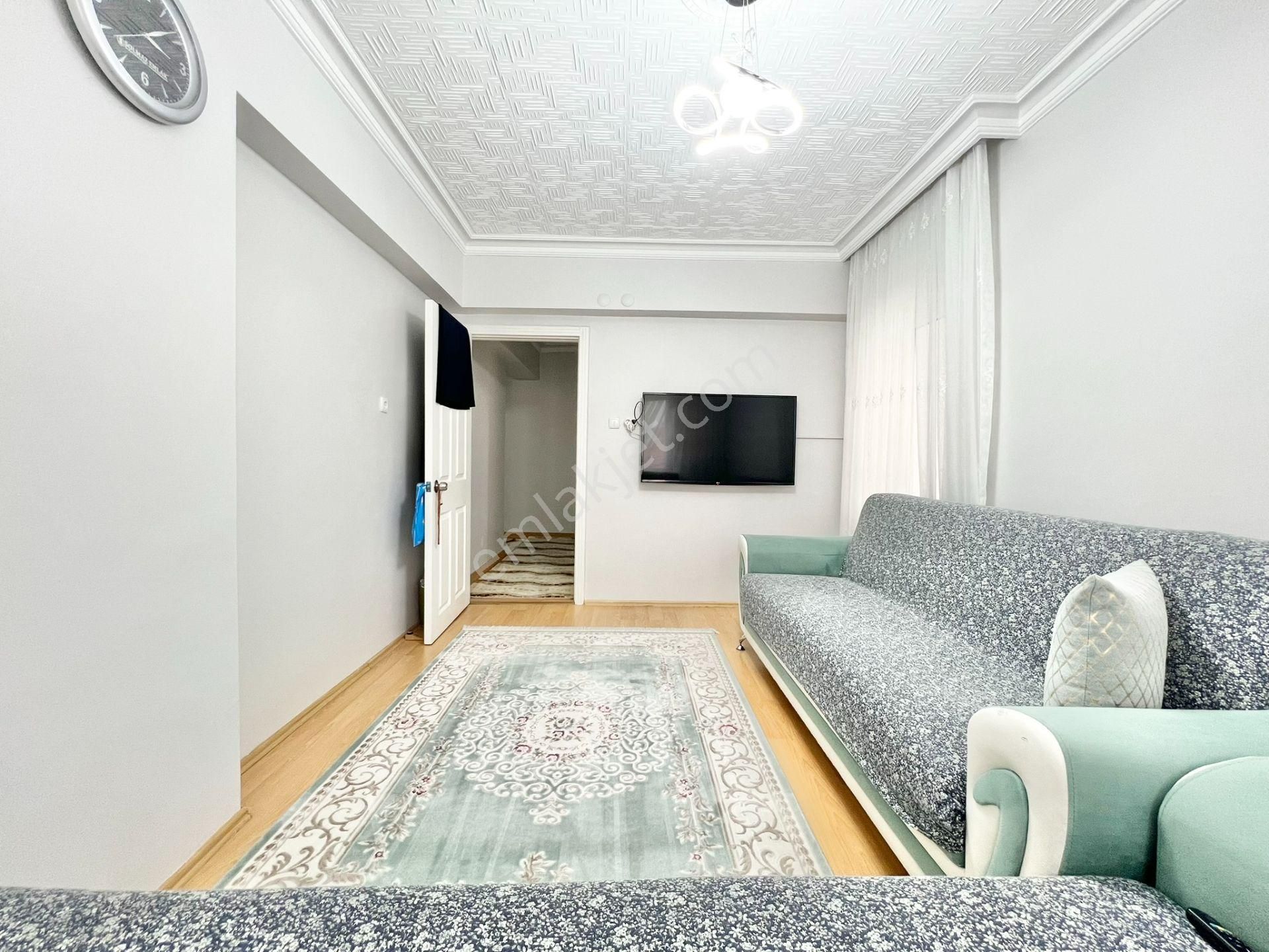 Pursaklar Mehmet Zengin Emlak'tan 2.kat 3+1 Çarşı İçinde Yapılı Masrafsız Daire - Görsel 17