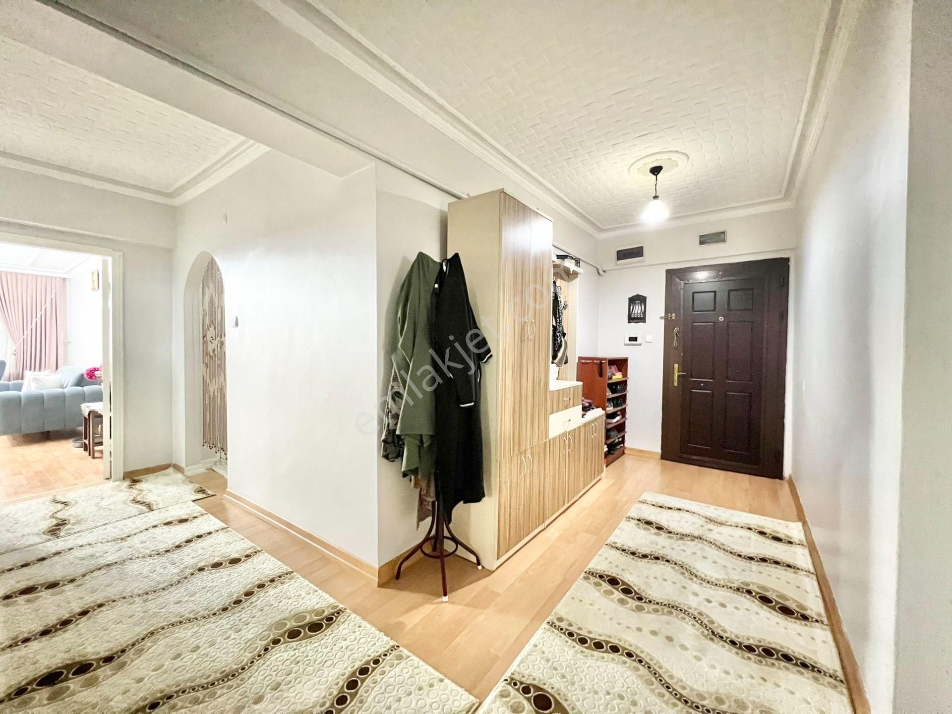 Pursaklar Mehmet Zengin Emlak'tan 2.kat 3+1 Çarşı İçinde Yapılı Masrafsız Daire - Görsel 31