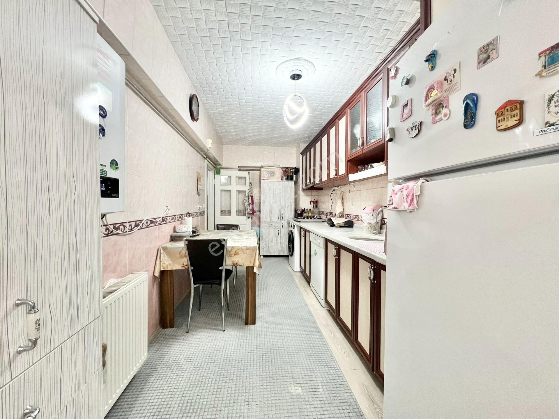 Pursaklar Mehmet Zengin Emlak'tan 2.kat 3+1 Çarşı İçinde Yapılı Masrafsız Daire - Görsel 9