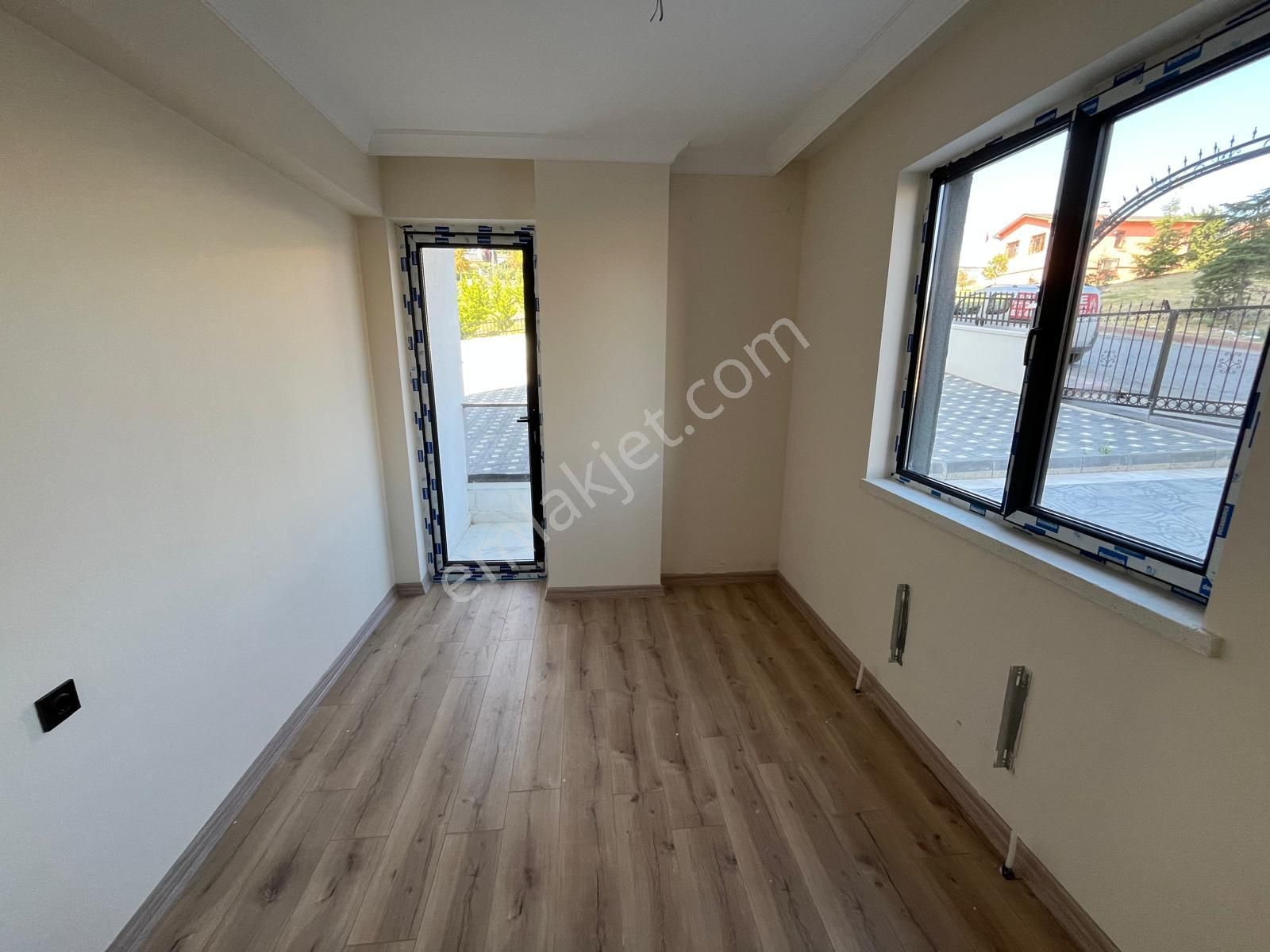 Pamuklar'da Site İçerisinde Geniş Balkonlu Ön Cephe 3+1 Satılık Daire - Görsel 23