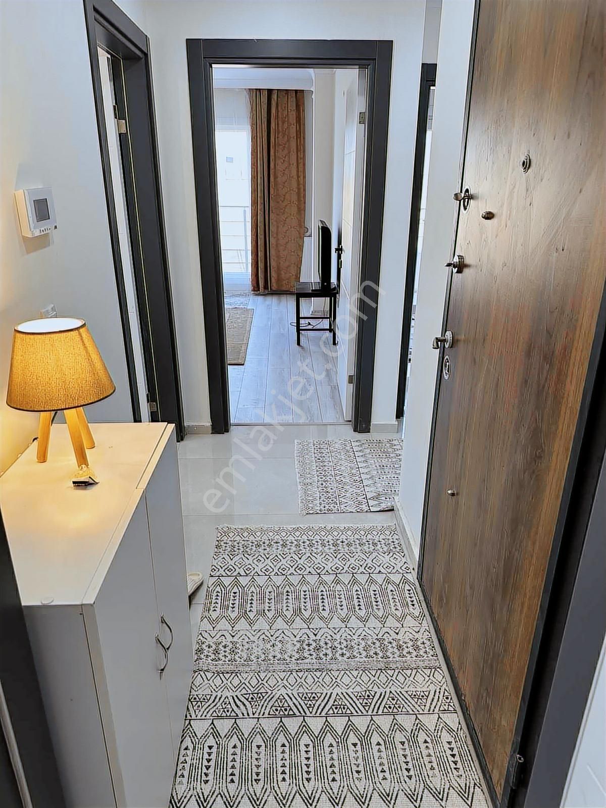 Full Eşyalı Arakat Doğalgazlı 2+1 Kapalı Mutfak Daire - Görsel 19