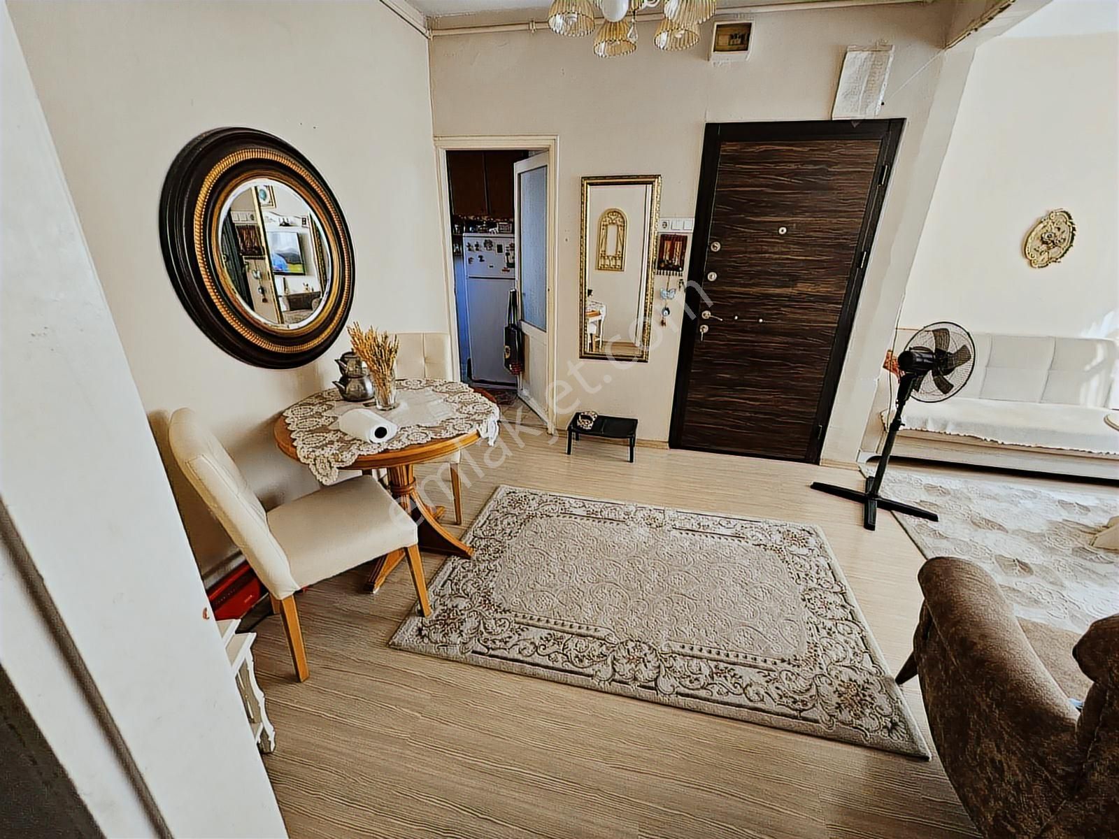 Kocamustafapaşa Kombili 2.ara Kat 1+1 50mk 2.500.000tl - Görsel 24