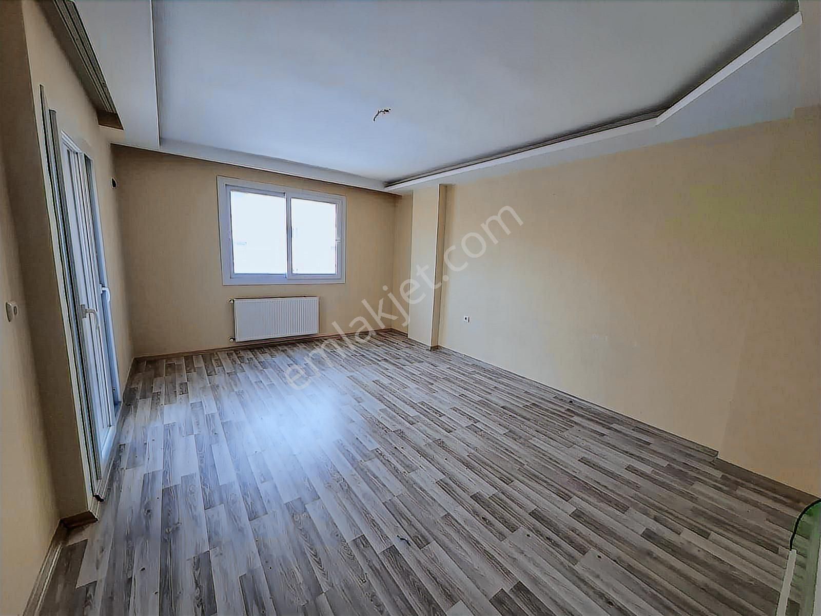 Atıcı'dan Bulvar Üzerinde Satılık İskanlı Yatay Mimarî 3+1 Daire