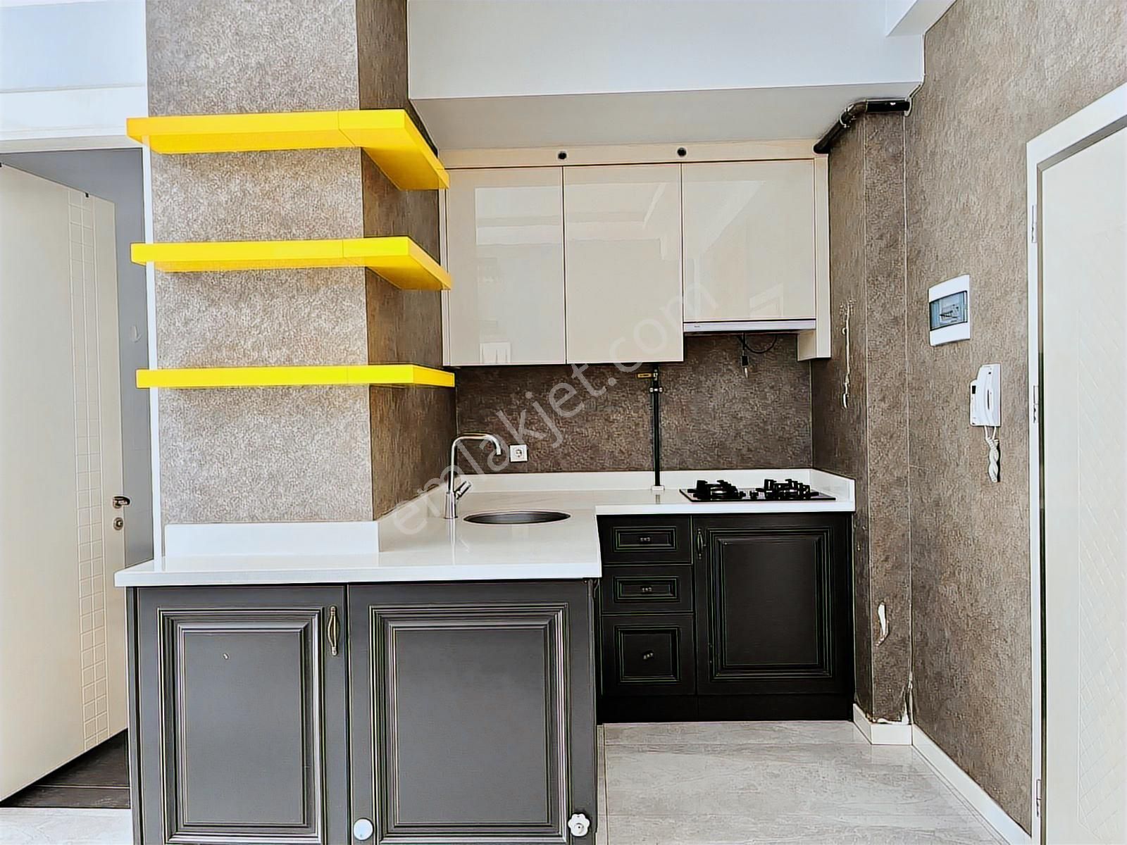 Asmalıevler Mahallesinde 1.5+1 Satılık Eşyalı Daire - Görsel 5
