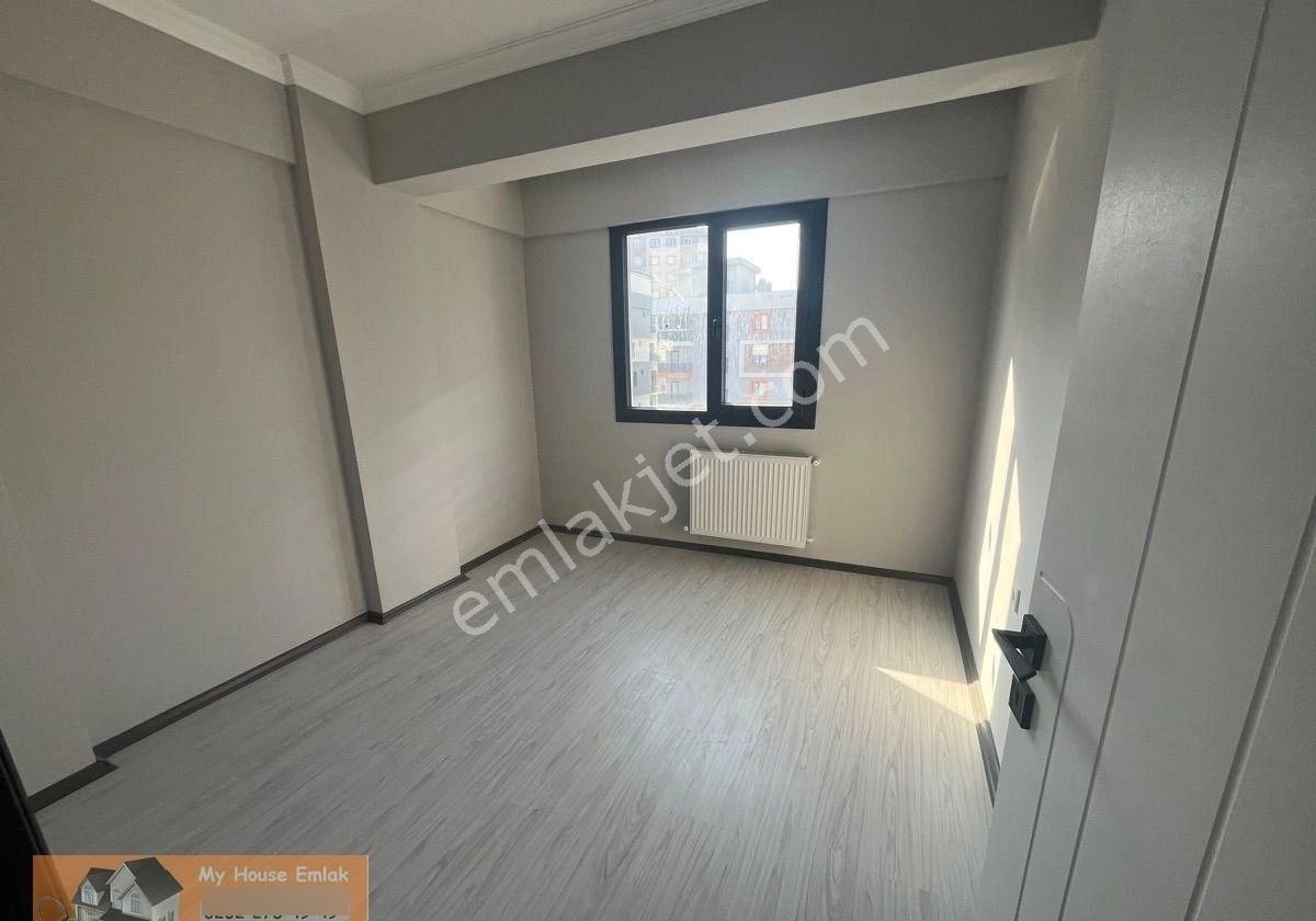 Buca Gaziemir Sınırında Çevreyoluna Yakın 1+1 Kiralık Daire - Görsel 16
