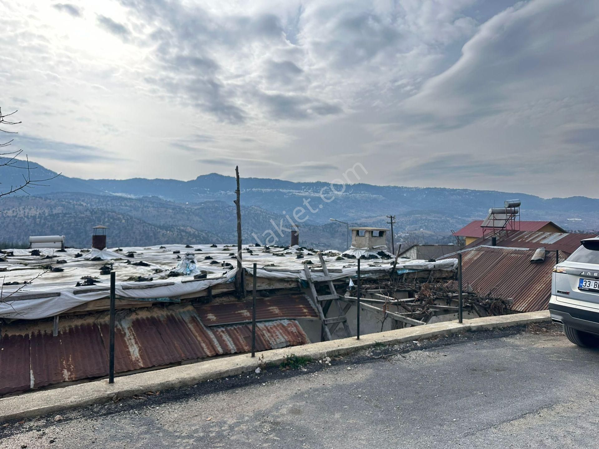 Mersin Toroslar Arslanköyde Göl Manzaralı Satılık Tarihi Taş Ev - Görsel 10