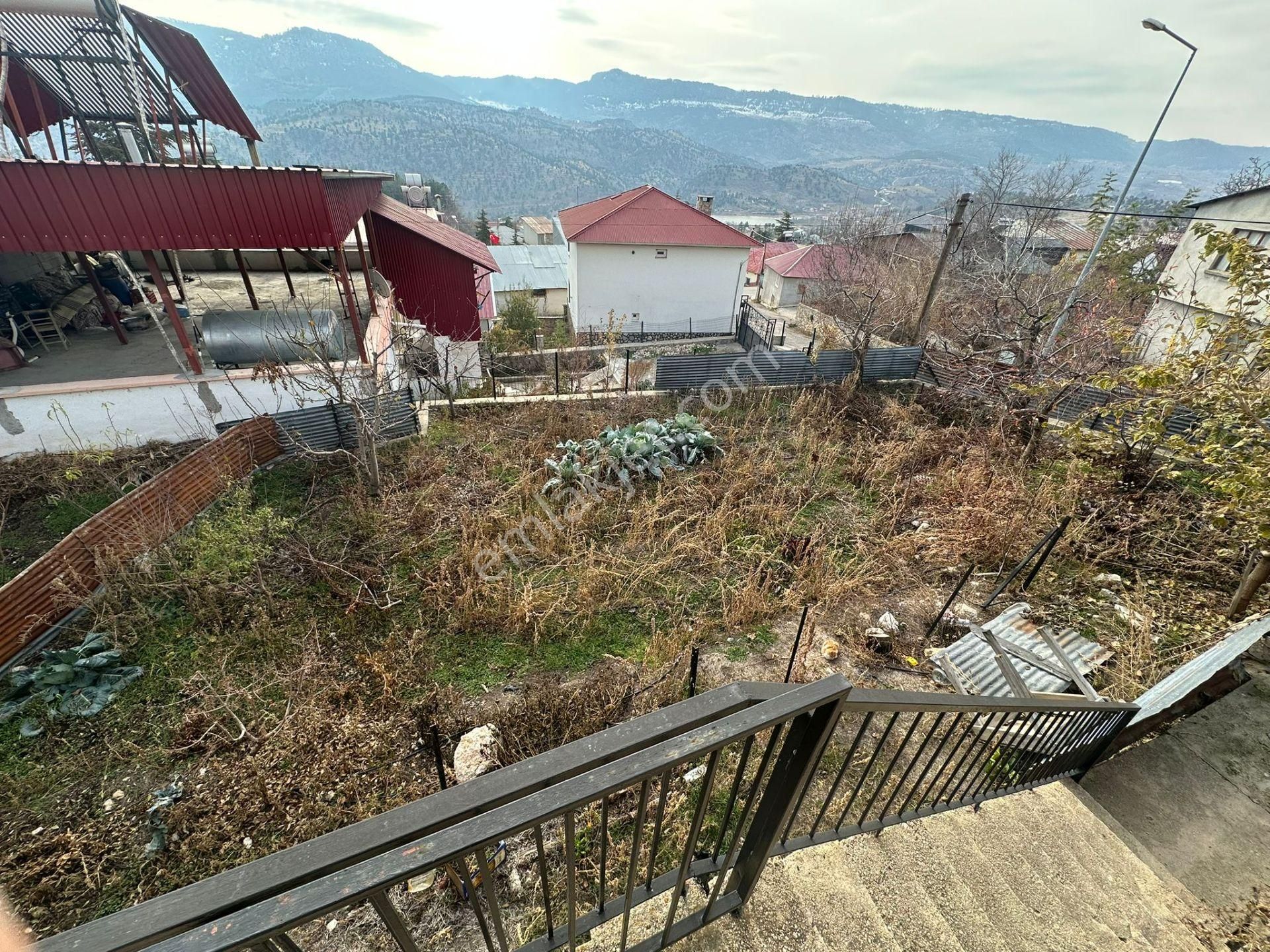 Mersin Toroslar Arslanköyde Göl Manzaralı Satılık Tarihi Taş Ev - Görsel 4