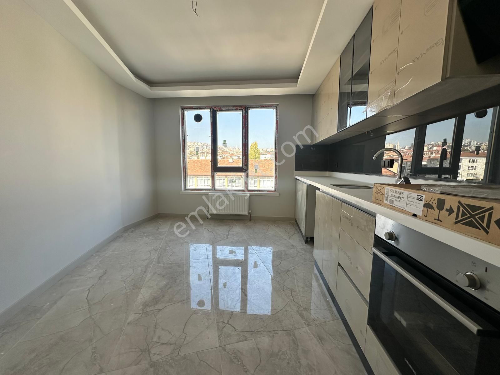 A.eğlence'de 2+1 86m2 Hastaneye Yürüme Mesafesinde Y.binada