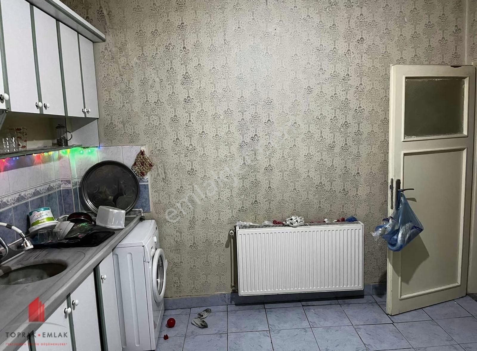 İhsaniyede Hesaplı Arakat 3+1 Satılık Daire - Görsel 11