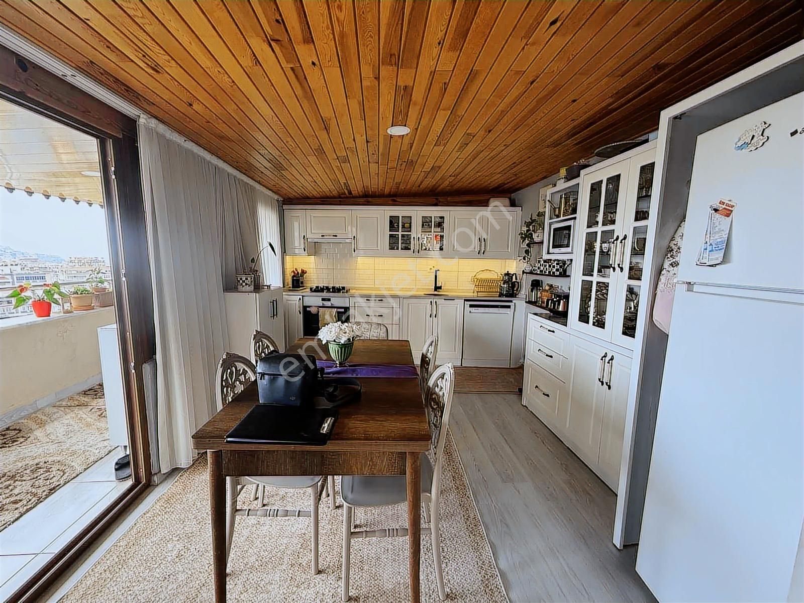 Alanya Hasbahçe De Deniz Ve Kale Manzaralı 5+1 Ayrı Mutfak Daire - Görsel 34