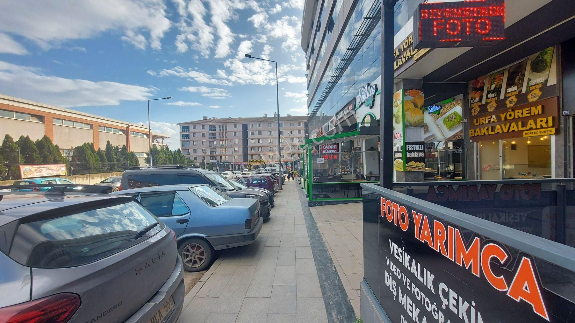 Körfezin Kalbinde Yatırım Fırsatı Merkezi Konum Satılık Dükkan - Görsel 4