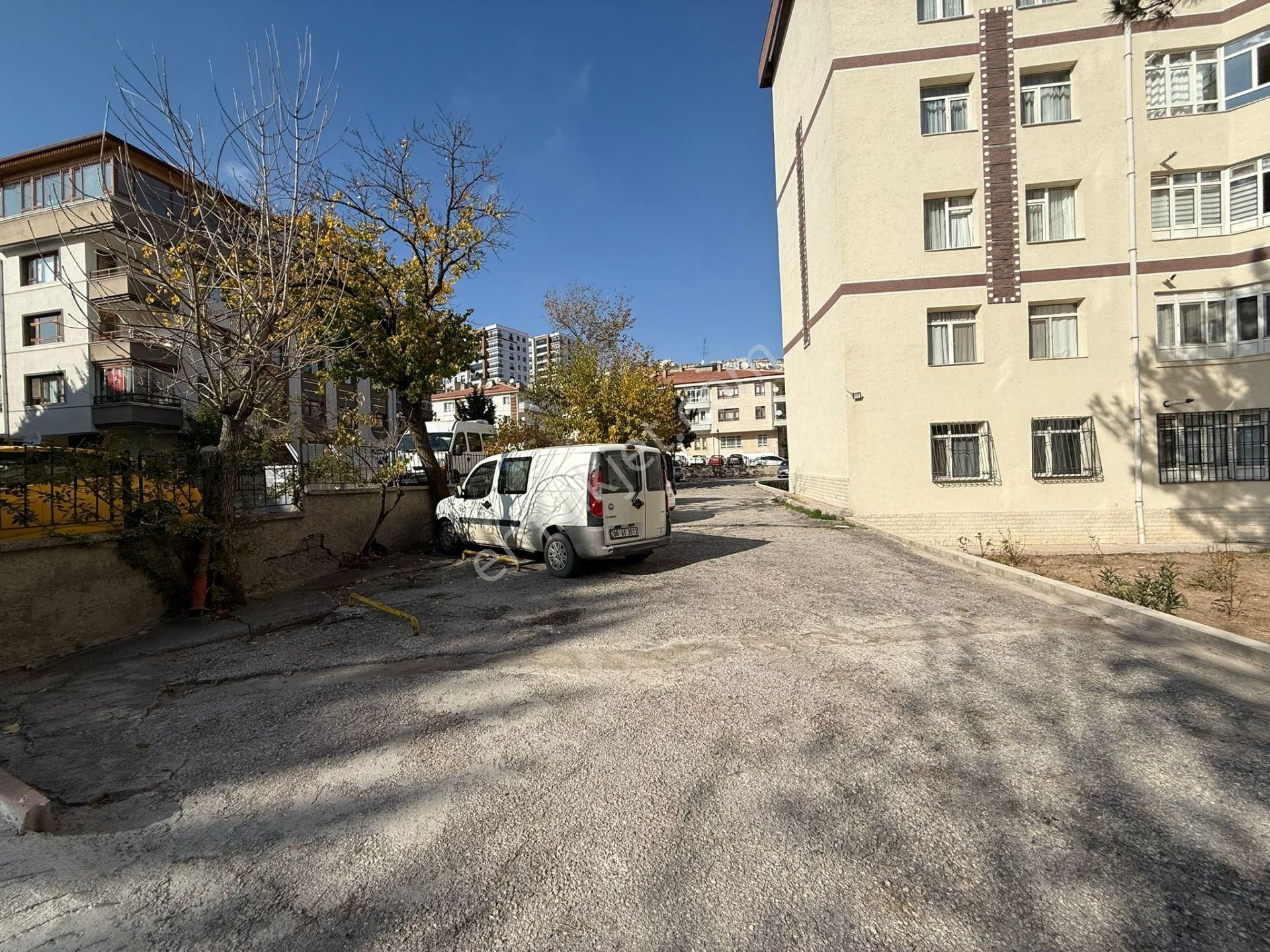 Etlik Lisesi Yakını 3+1 Bağımsız Yüksek Giriş Hastaneye Tek Vesait - Görsel 2