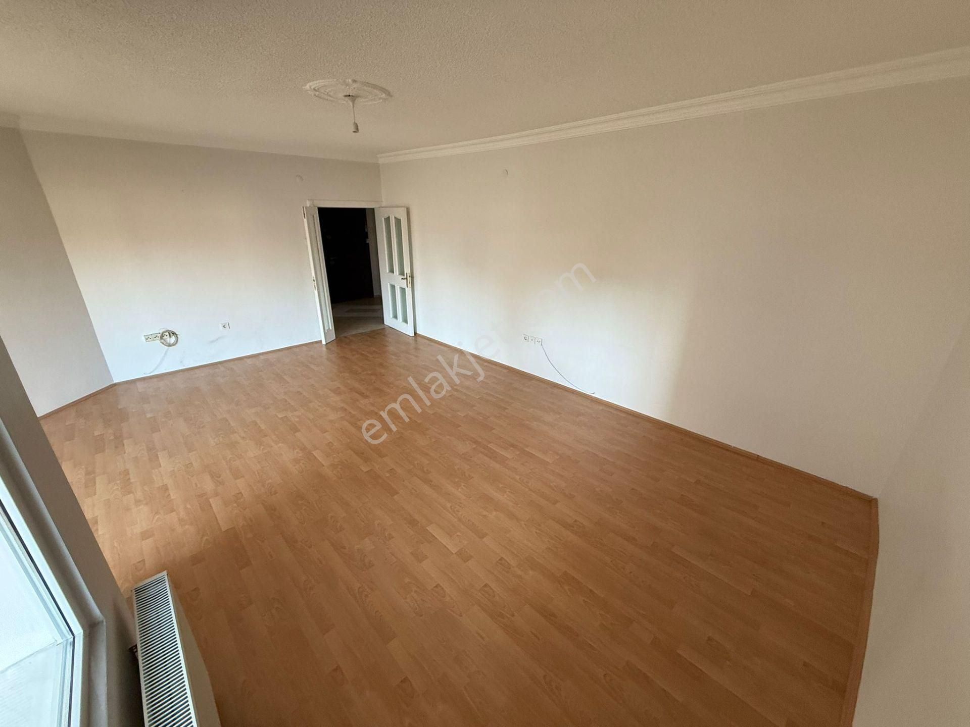 Etlik Lisesi Yakını 3+1 Bağımsız Yüksek Giriş Hastaneye Tek Vesait - Görsel 8