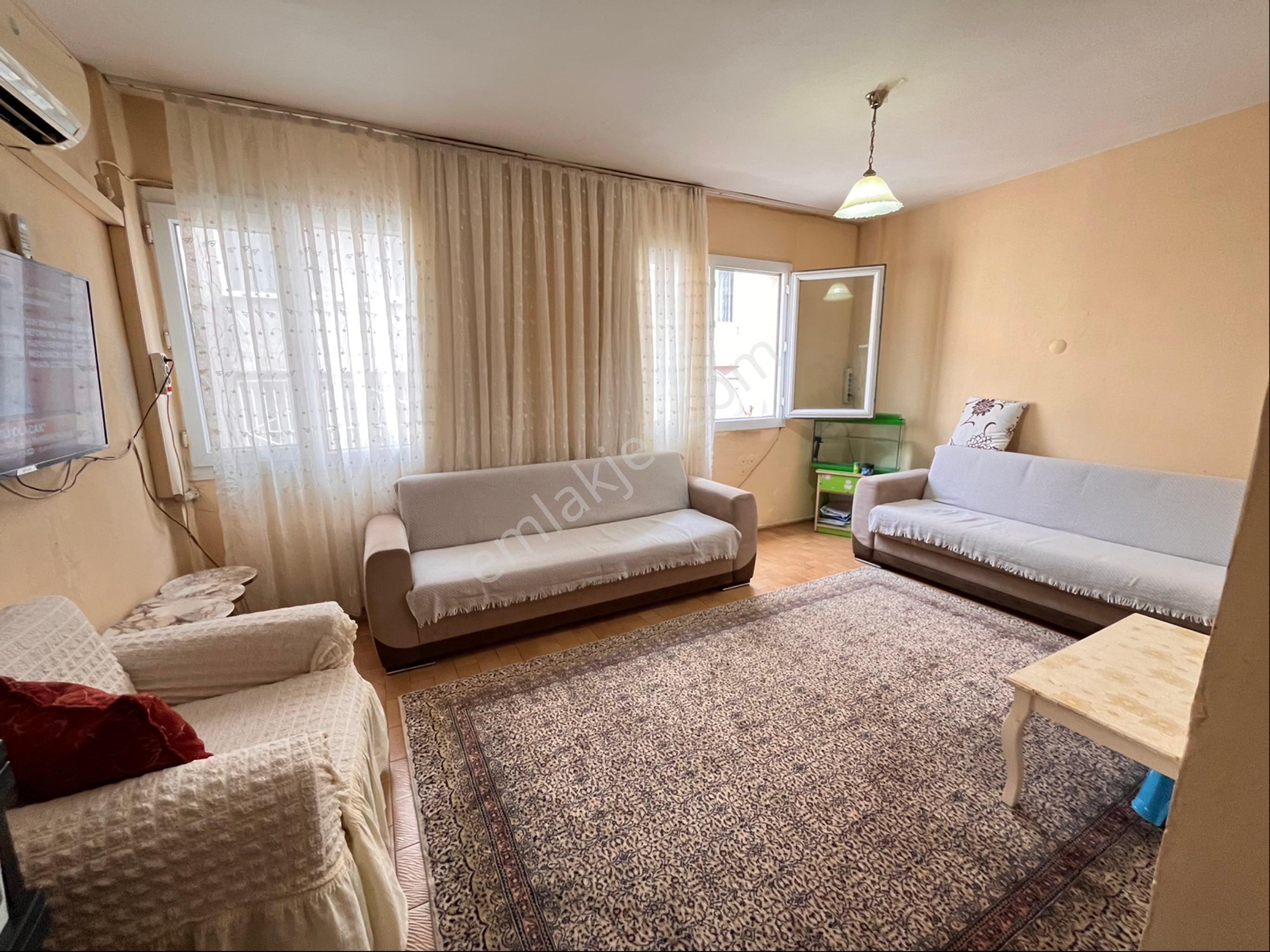 Halilrıfatpaşa Caddede Metro Yürüme Mesafesinde 2+1 Arakat Çift Cepeli - Görsel 2