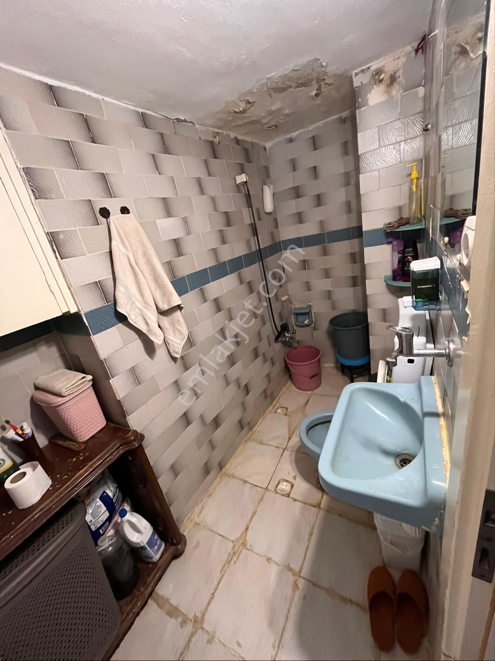 Halilrıfatpaşa Caddede Metro Yürüme Mesafesinde 2+1 Arakat Çift Cepeli - Görsel 29