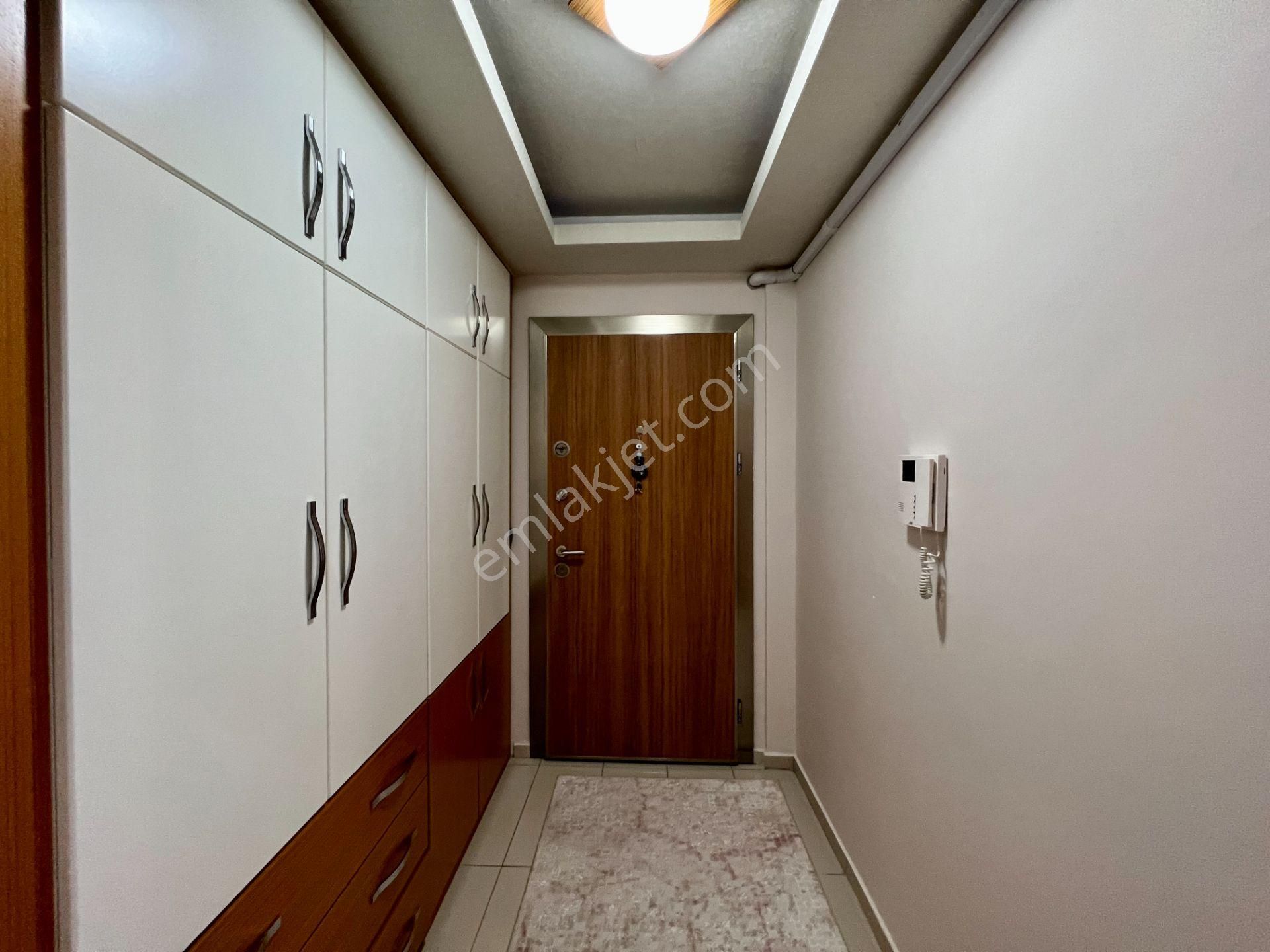 Havuzlu Sitede Geniş 2+1, Eşyalı, Ayrı Mutfaklı, Giyinme Odalı - Görsel 13