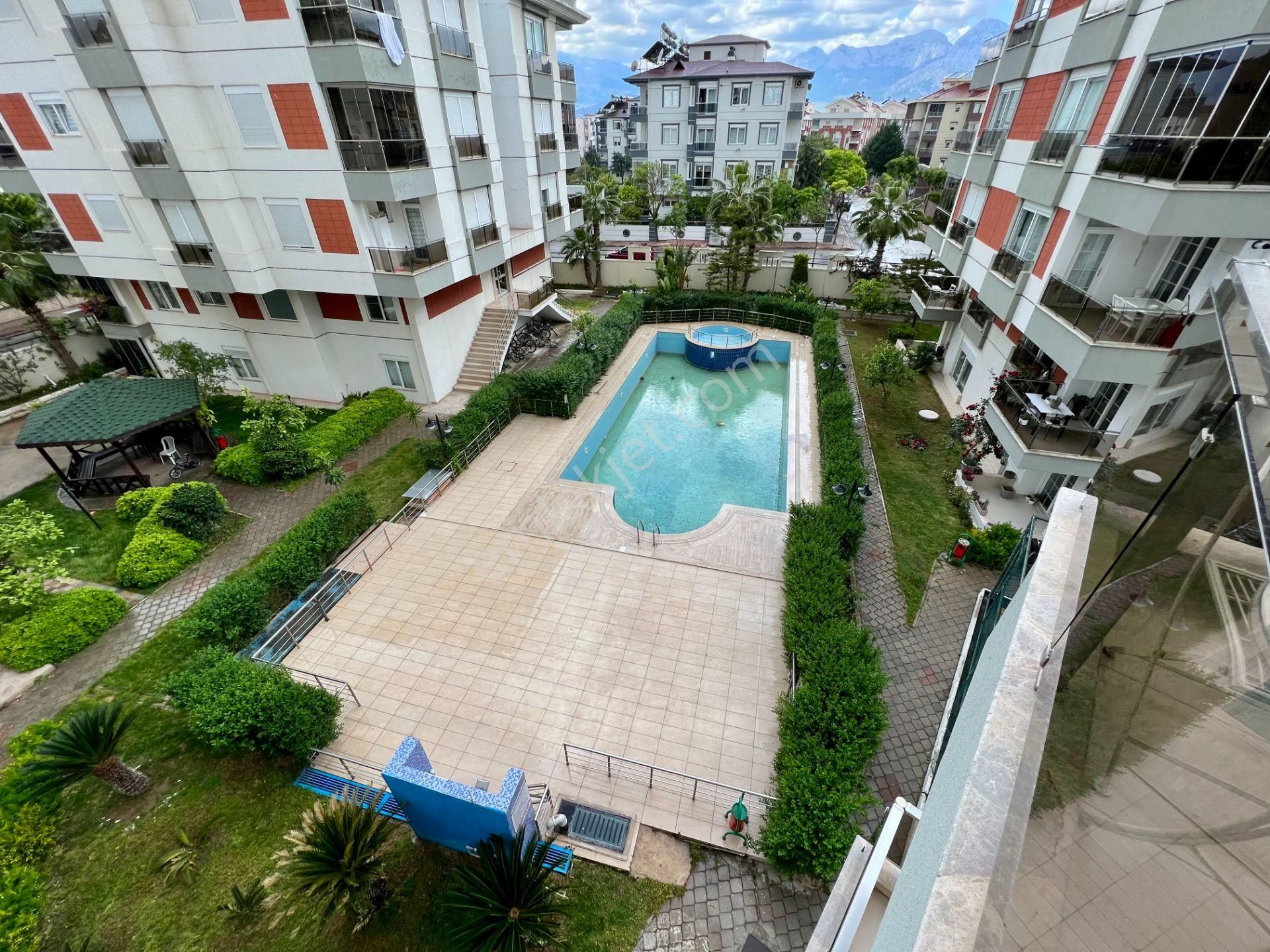 Havuzlu Sitede Geniş 2+1, Eşyalı, Ayrı Mutfaklı, Giyinme Odalı - Görsel 29
