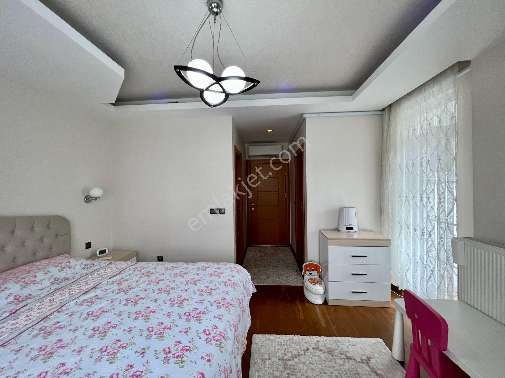 Havuzlu Sitede Geniş 2+1, Eşyalı, Ayrı Mutfaklı, Giyinme Odalı - Görsel 20