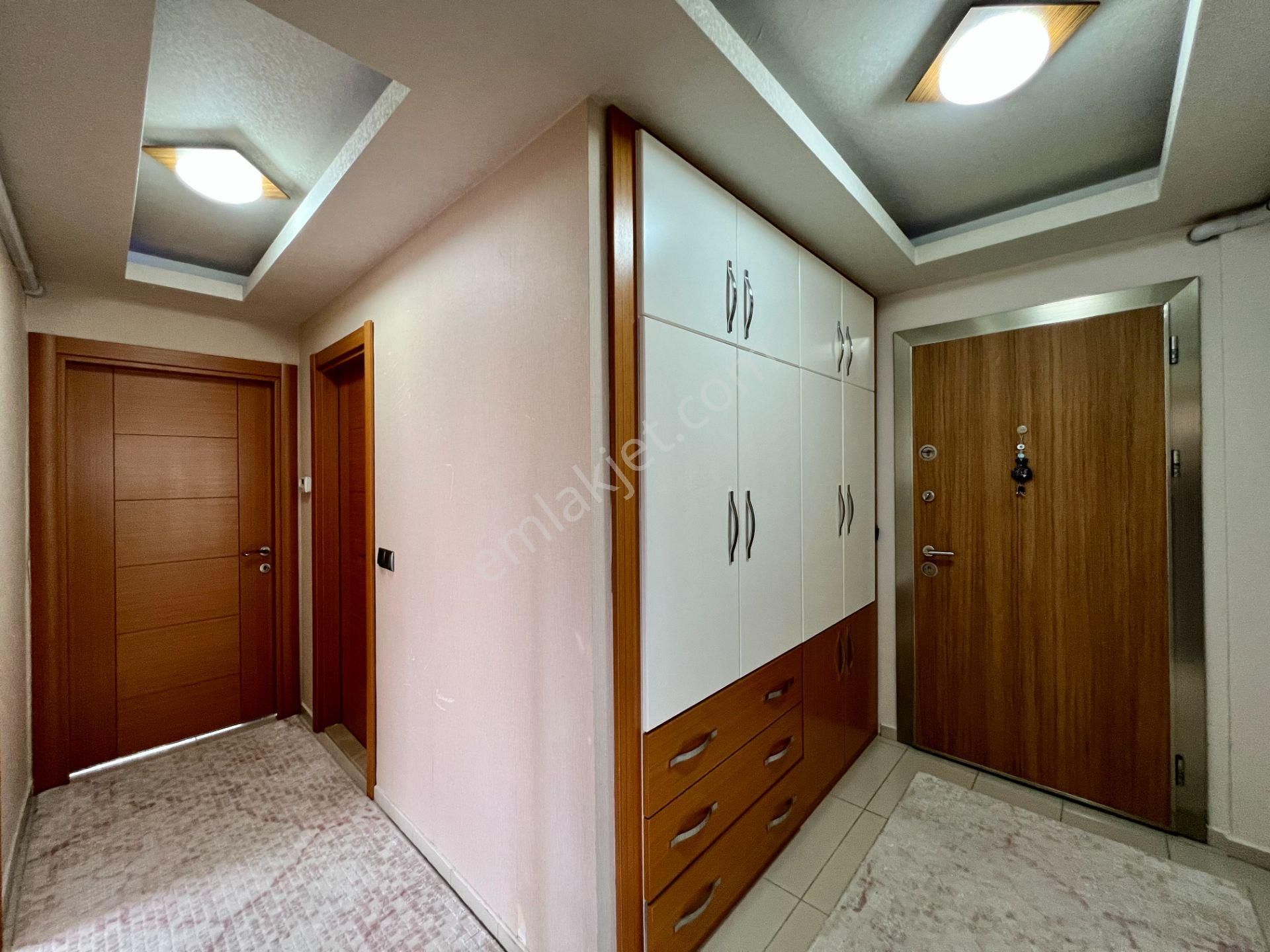 Havuzlu Sitede Geniş 2+1, Eşyalı, Ayrı Mutfaklı, Giyinme Odalı - Görsel 11