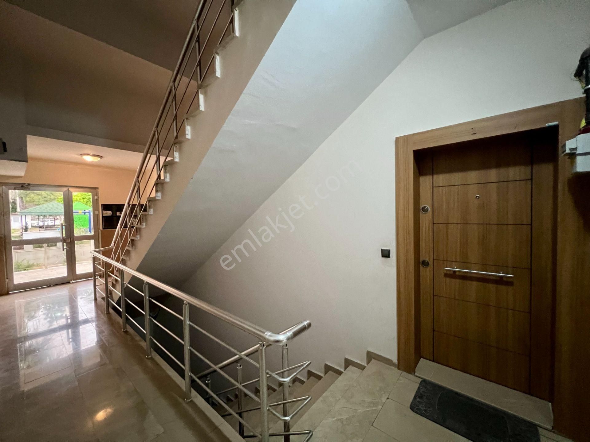 Havuzlu Sitede Geniş 2+1, Eşyalı, Ayrı Mutfaklı, Giyinme Odalı - Görsel 30